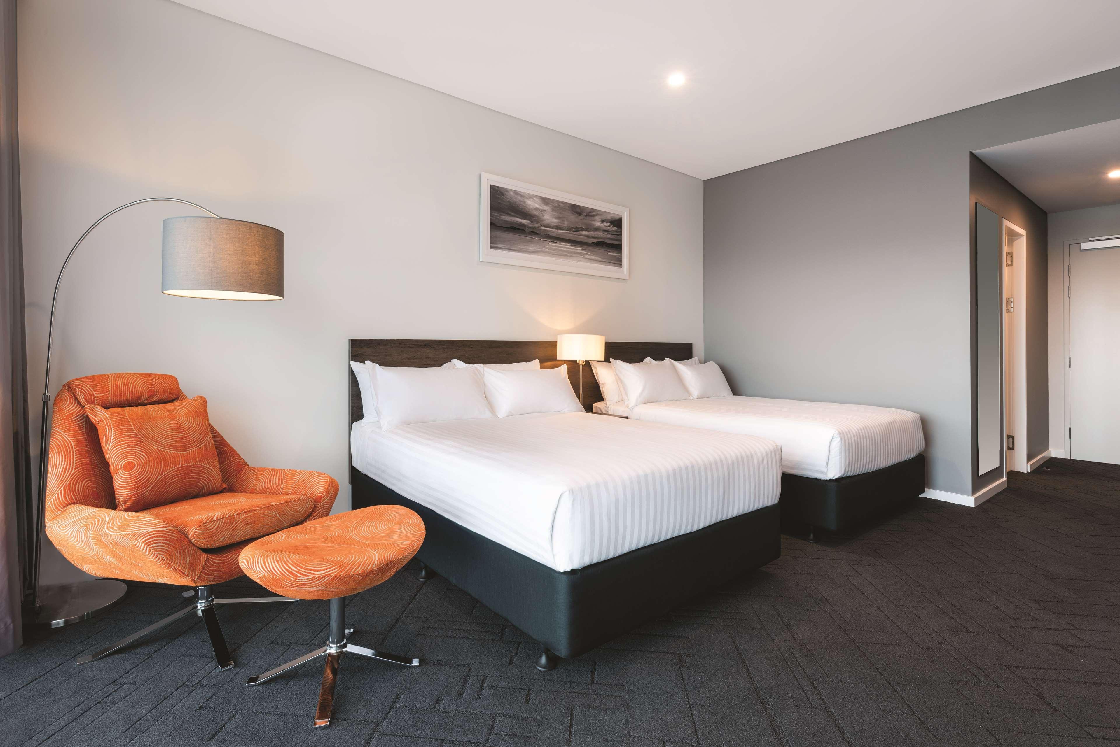 Vibe Hotel Subiaco パース エクステリア 写真