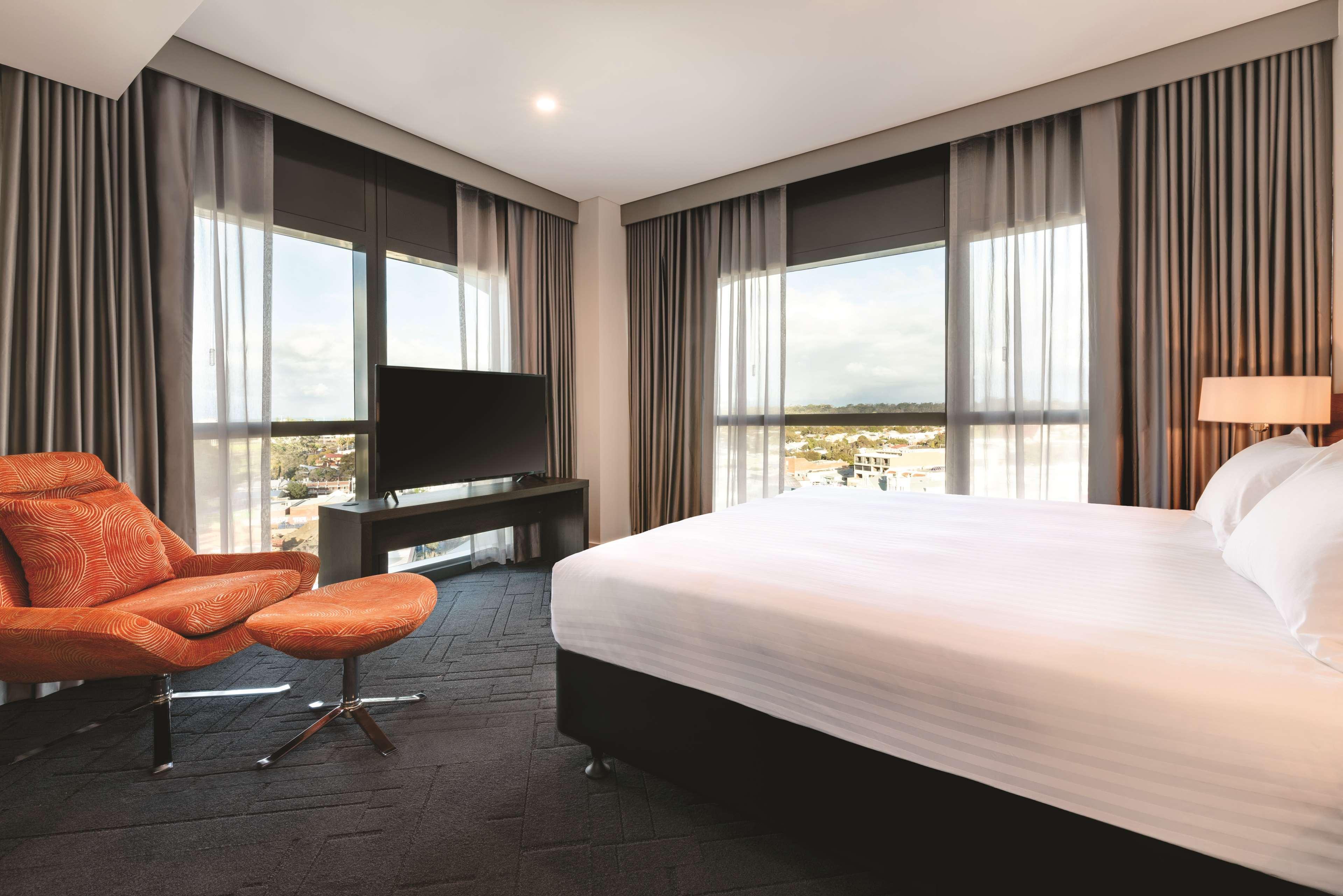 Vibe Hotel Subiaco パース エクステリア 写真