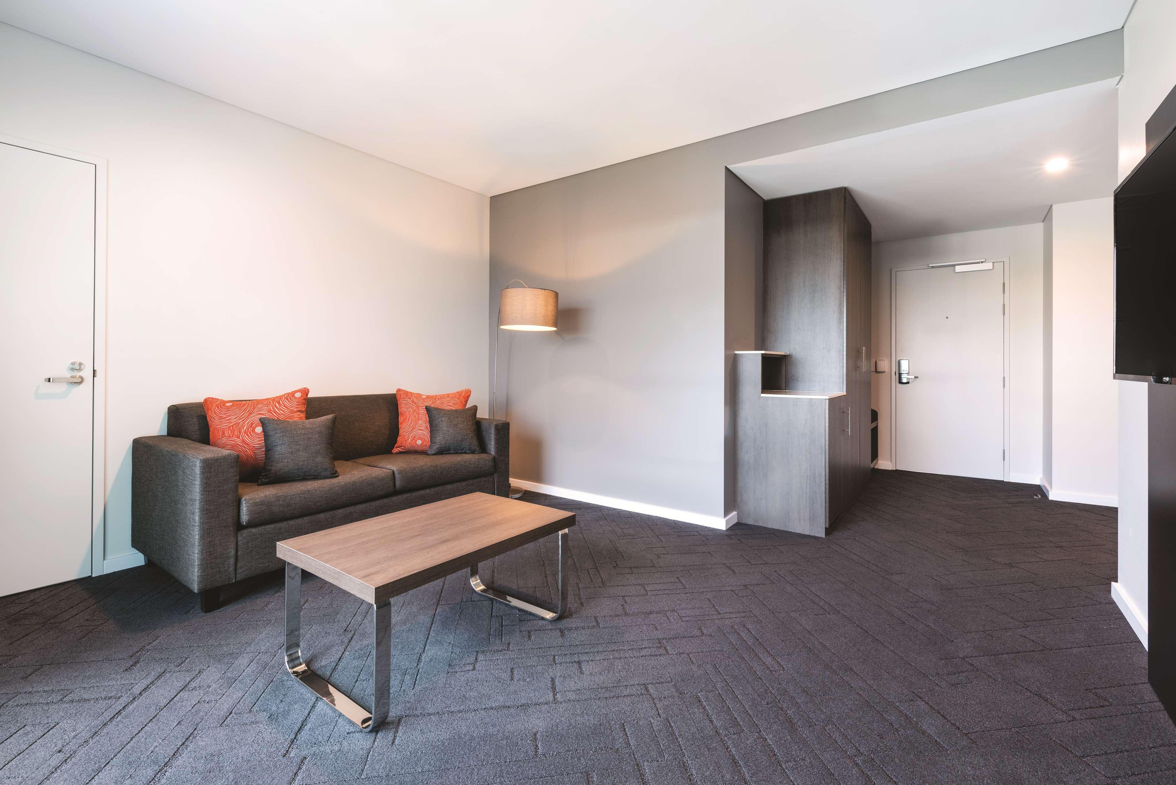 Vibe Hotel Subiaco パース エクステリア 写真