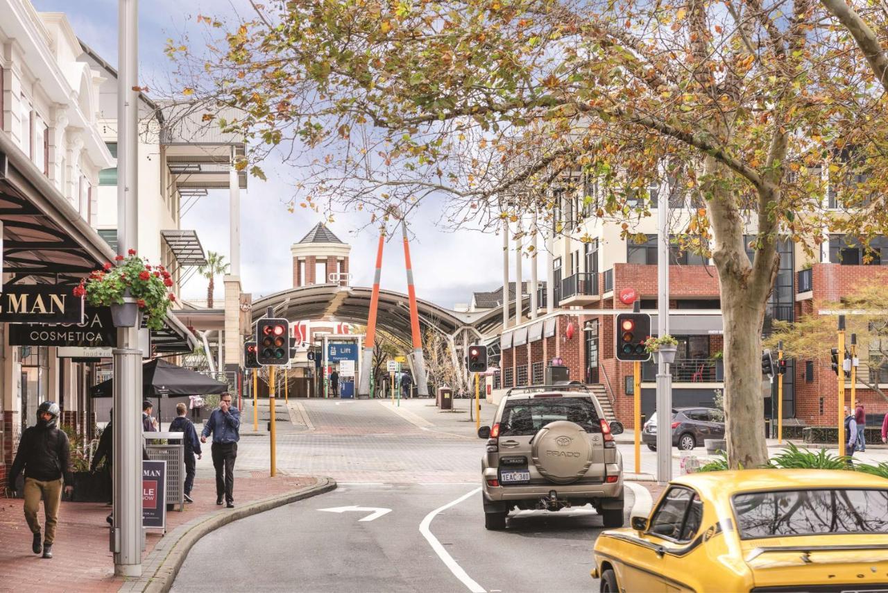 Vibe Hotel Subiaco パース エクステリア 写真